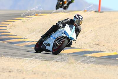 media/Oct-21-2024-Moto Forza (Mon) [[0d67646773]]/B Group/Session 4 (Turn 12)/